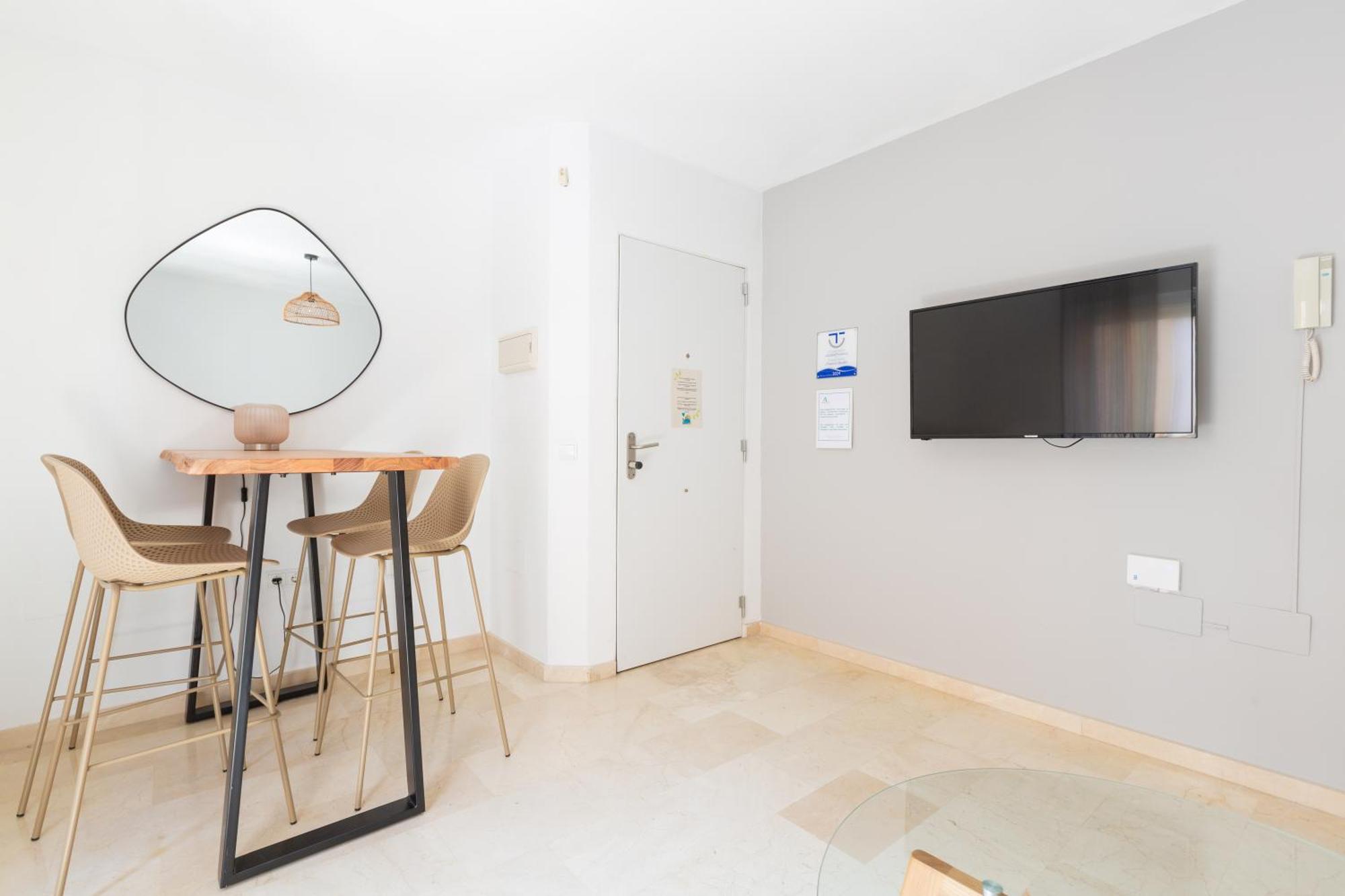 Puerta Del Centro Apartment Malaga Exterior photo